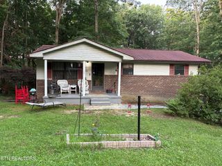 908 Forest Lane, Jamestown, TN 38556