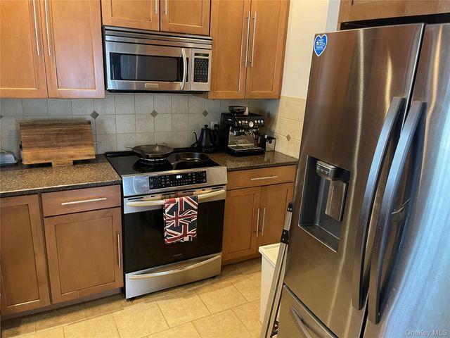 51 Ormond Street, Rockville Centre, NY 11570