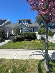 51 Ormond Street, Rockville Centre, NY 11570