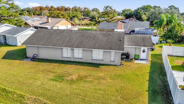 812 E. FLAG LANE, Kissimmee, FL 34759