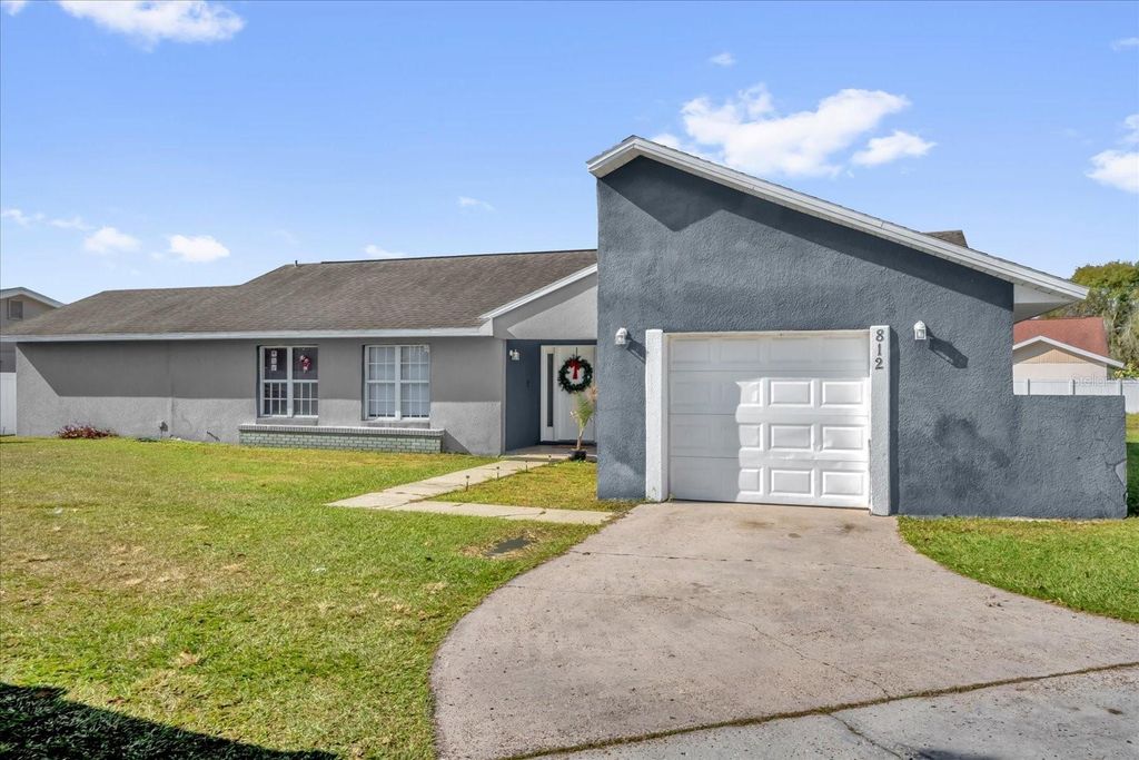812 E. FLAG LANE, Kissimmee, FL 34759