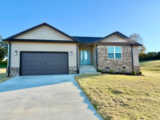 412 Lone Oak Drive, Somerset, KY 42503