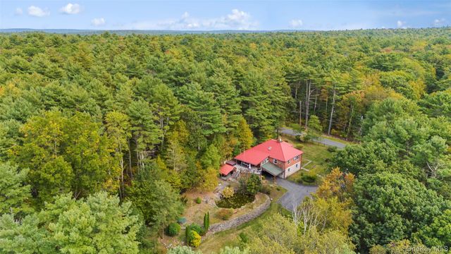 2 May Place, Glen Spey, NY 12737