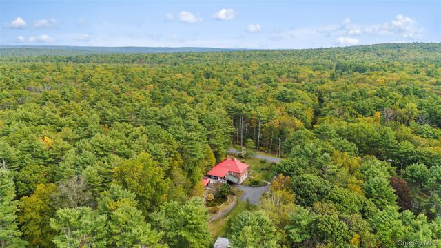 2 May Place, Glen Spey, NY 12737