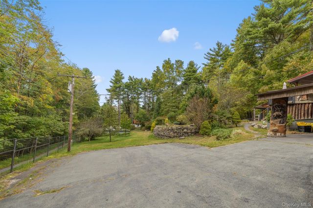 2 May Place, Glen Spey, NY 12737