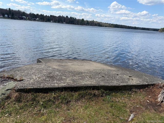 2 May Place, Glen Spey, NY 12737