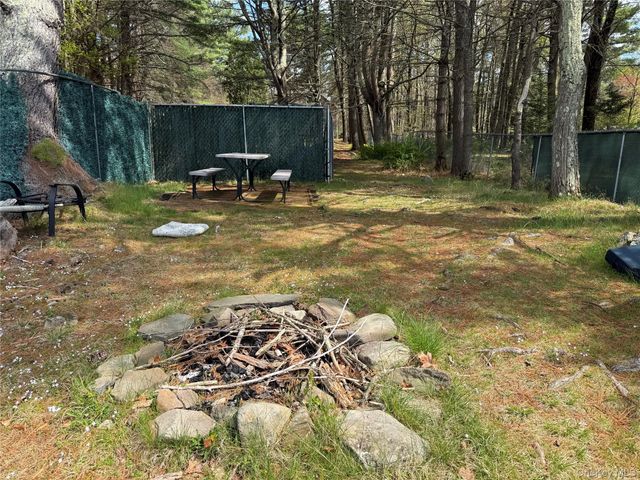 2 May Place, Glen Spey, NY 12737