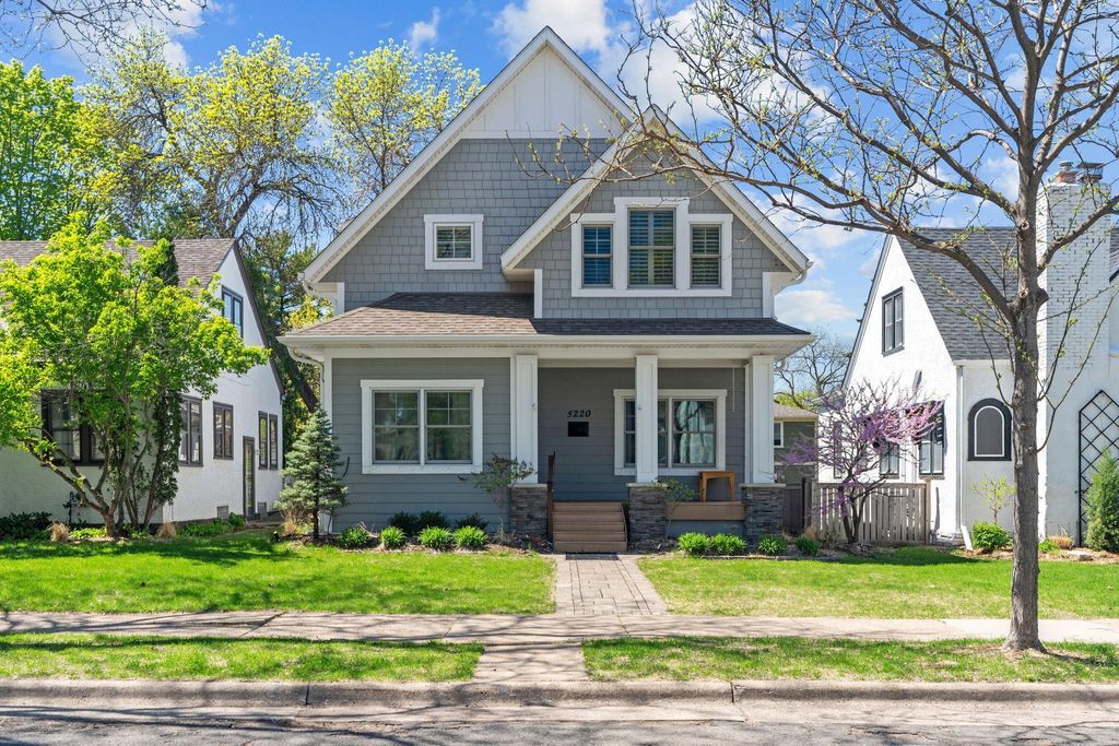 5220 Abbott Avenue S, Minneapolis, MN 55410