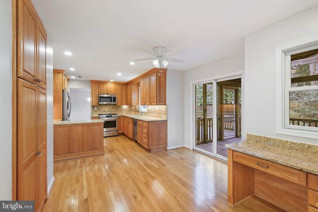 6 KIRKWALL CT, Potomac, MD 20854