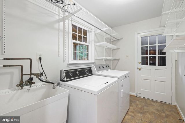 6 KIRKWALL CT, Potomac, MD 20854