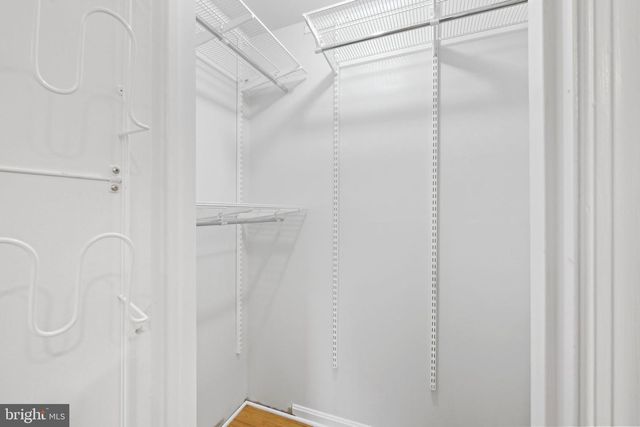 6 KIRKWALL CT, Potomac, MD 20854