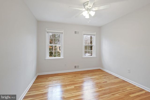 6 KIRKWALL CT, Potomac, MD 20854