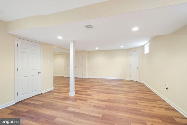 6 KIRKWALL CT, Potomac, MD 20854