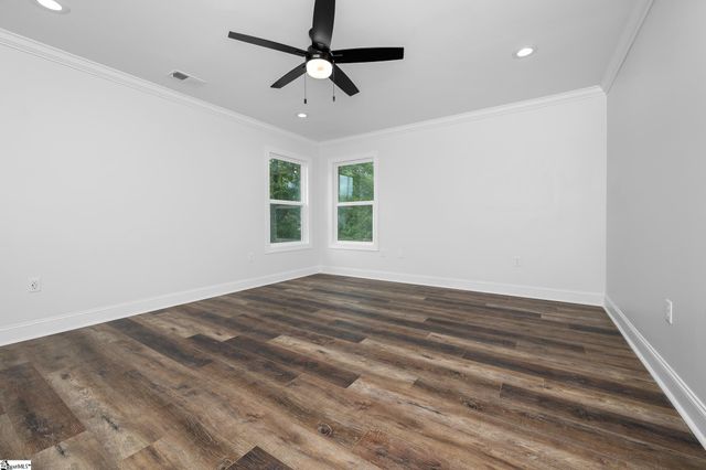 100 Potomac Avenue, Greenville, SC 29605