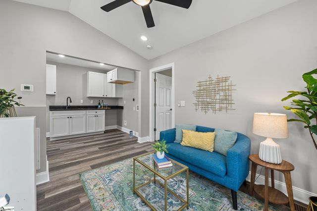 100 Potomac Avenue, Greenville, SC 29605