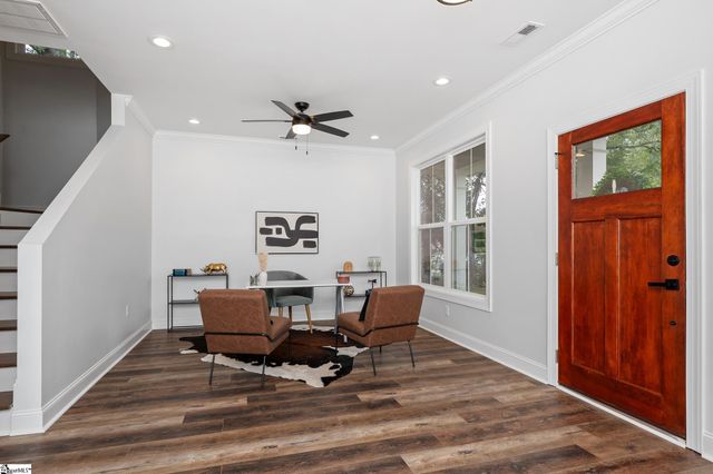 100 Potomac Avenue, Greenville, SC 29605