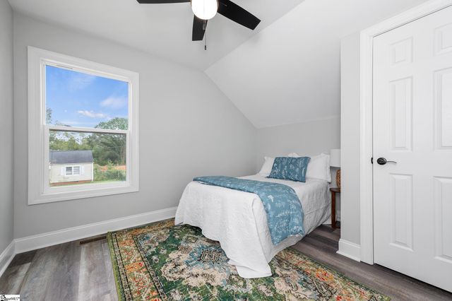 100 Potomac Avenue, Greenville, SC 29605