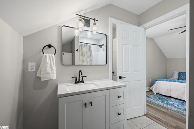 100 Potomac Avenue, Greenville, SC 29605