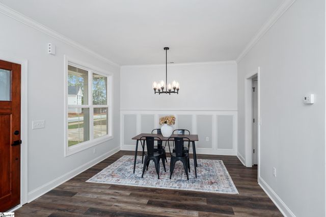 100 Potomac Avenue, Greenville, SC 29605