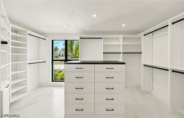 620 Carica RD, Naples, FL 34108