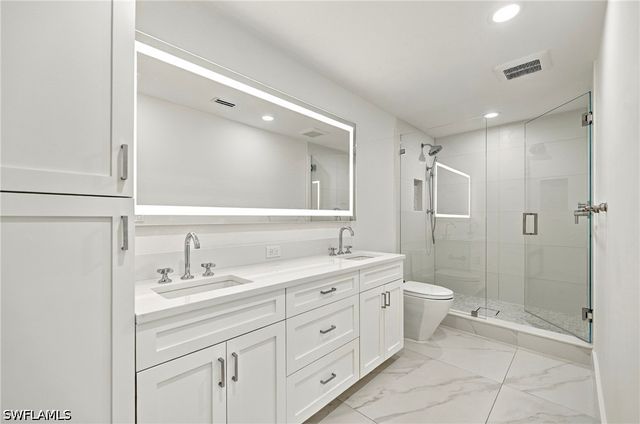 620 Carica RD, Naples, FL 34108