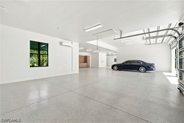 620 Carica RD, Naples, FL 34108
