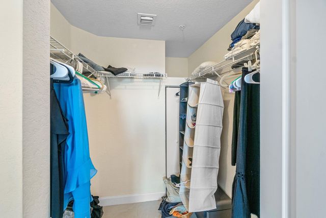 1411 RENAISSANCE Way 411, Boynton Beach, FL 33426
