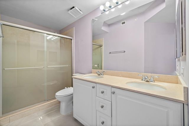 1411 RENAISSANCE Way 411, Boynton Beach, FL 33426