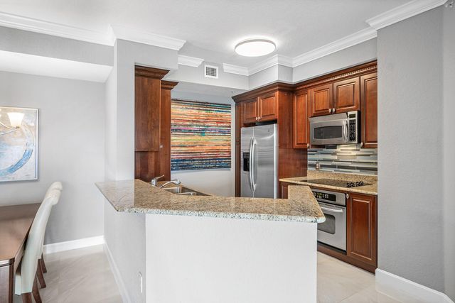 1411 RENAISSANCE Way 411, Boynton Beach, FL 33426