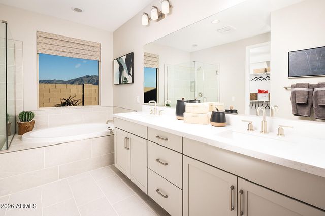 5127 W TOP HAND Trail, Laveen, AZ 85339