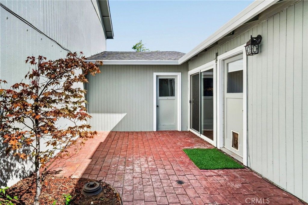 Image 4 of property listing at 211 Mariah, Lakeport, CA 95453