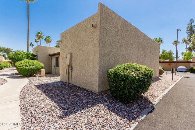 515 S SAGUARO Way, Mesa, AZ 85208