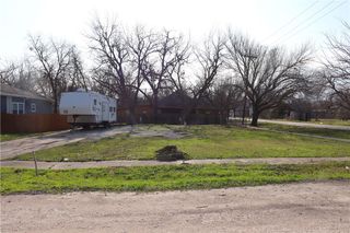 502 E Navarro Street, Mart, TX 76664