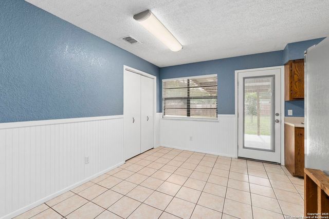 127 Harless, Center Point, TX 78010