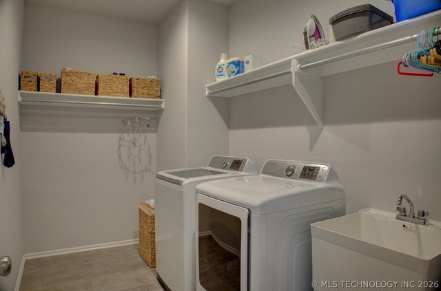 814 Honolulu Place, Broken Arrow, OK 74012