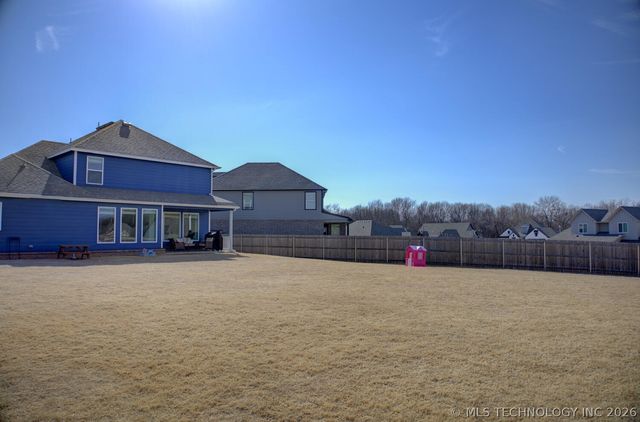 814 Honolulu Place, Broken Arrow, OK 74012