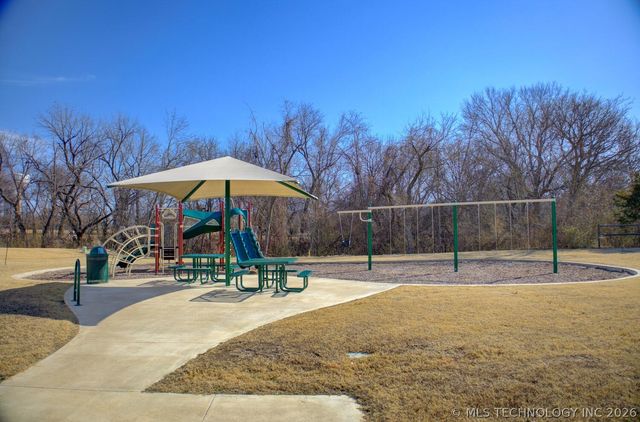 814 Honolulu Place, Broken Arrow, OK 74012