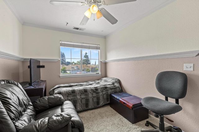 503 Millfront Ave, Yuba City, CA 95991