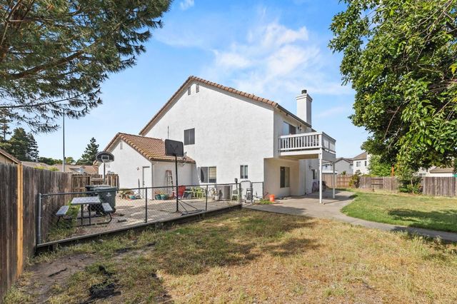 503 Millfront Ave, Yuba City, CA 95991