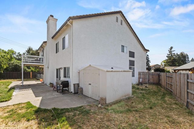 503 Millfront Ave, Yuba City, CA 95991