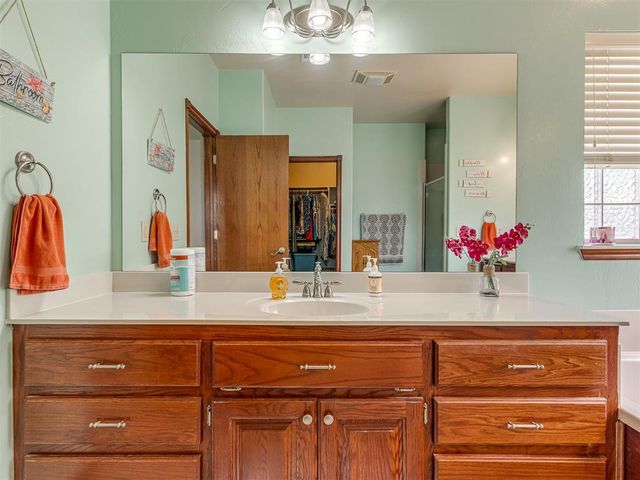 428 Summer Valley Road, Blanchard, OK 73010