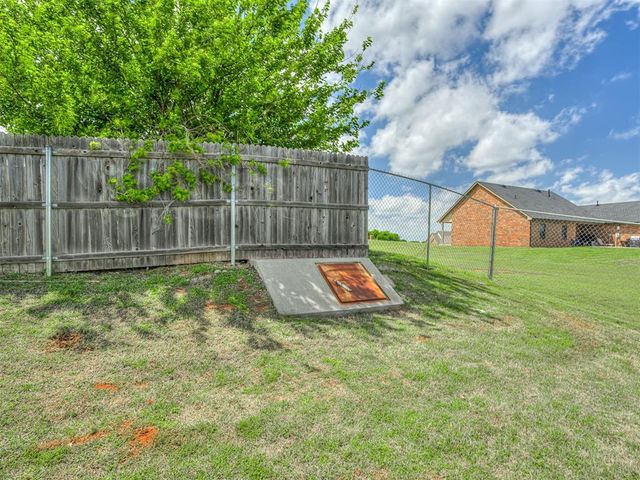 428 Summer Valley Road, Blanchard, OK 73010