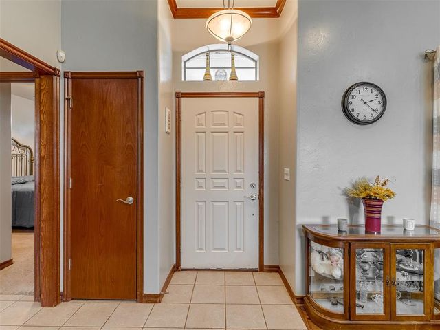 428 Summer Valley Road, Blanchard, OK 73010