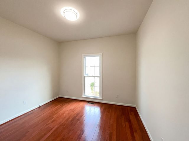 3106 Park Hill Rd, Murfreesboro, TN 37129