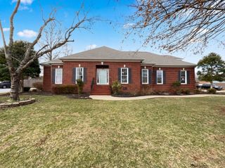 3106 Park Hill Rd, Murfreesboro, TN 37129