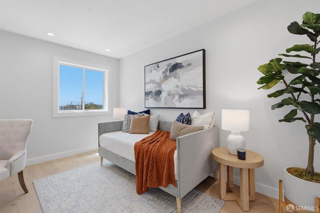 2675 45th Avenue, San Francisco, CA 94116