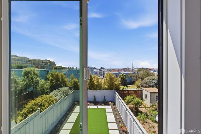 2675 45th Avenue, San Francisco, CA 94116