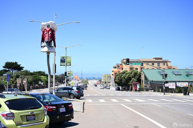 2675 45th Avenue, San Francisco, CA 94116
