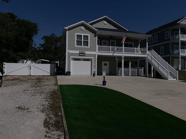 928 Strand Ave. Strand Ave., North Myrtle Beach, SC 29582