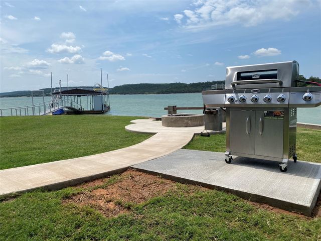 4415 Chapel Road, Graham, TX 76450